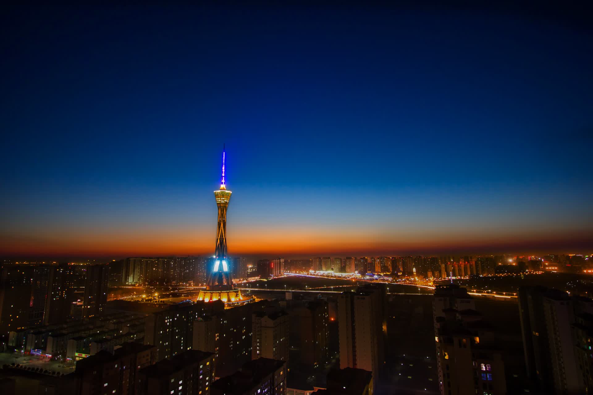 世界短跑线上训练平台秋季赛优秀战术集锦发布，世界短跑锦标赛的视频